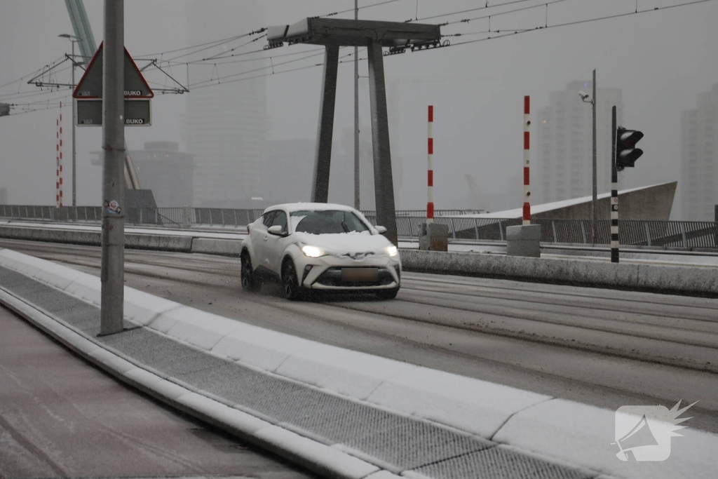 Sneeuval zorgt voor alerte weggebruikers