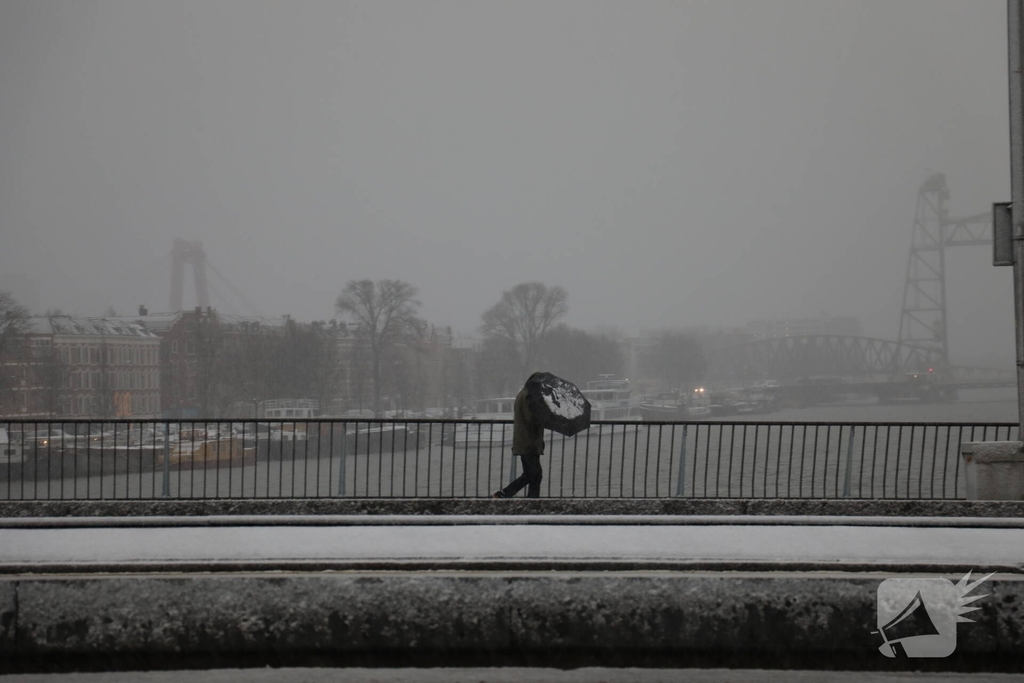 Sneeuval zorgt voor alerte weggebruikers