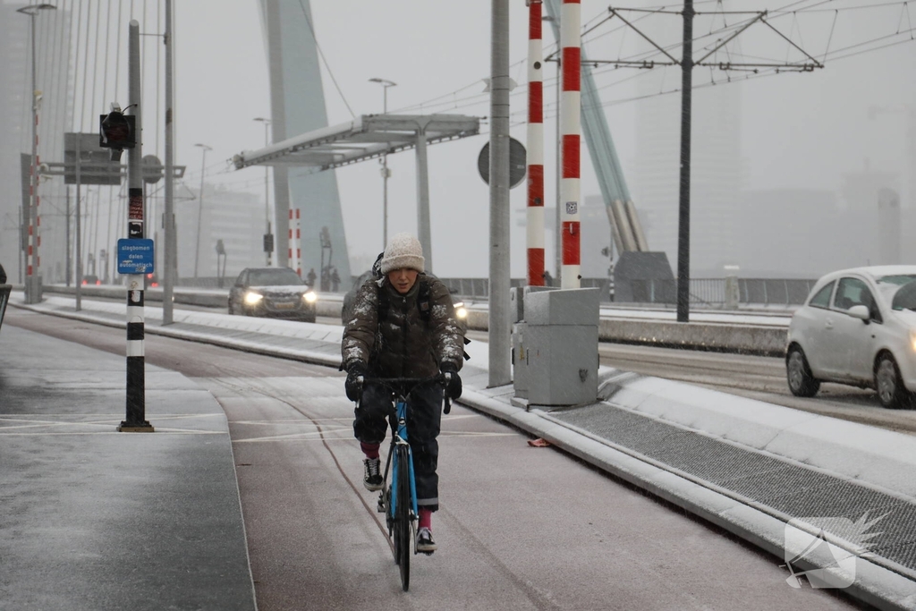 Sneeuval zorgt voor alerte weggebruikers