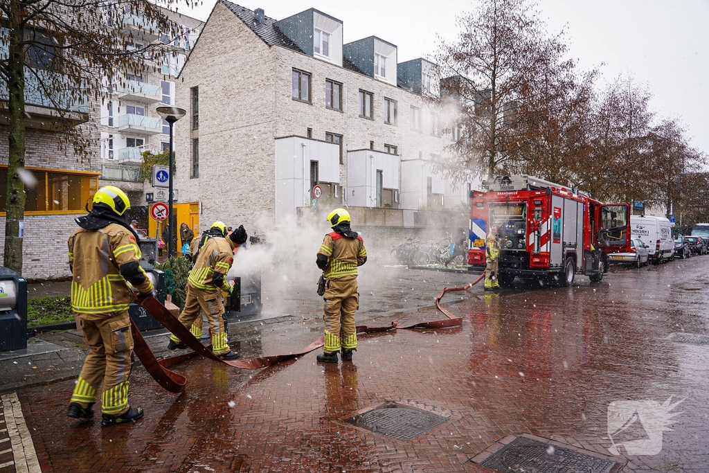 Brand in ondergrondse container geblust