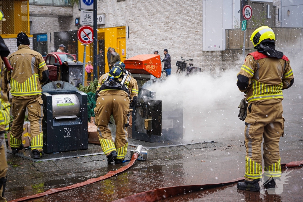 Brand in ondergrondse container geblust