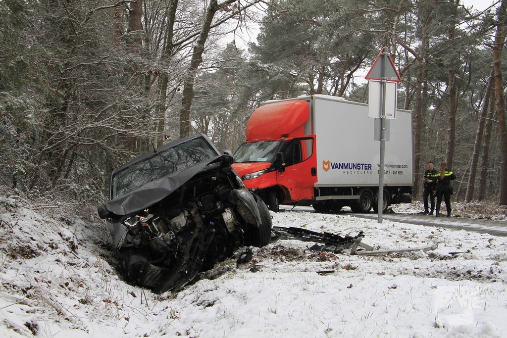 Ongeval met gewonden door botsing tussen voertuigen