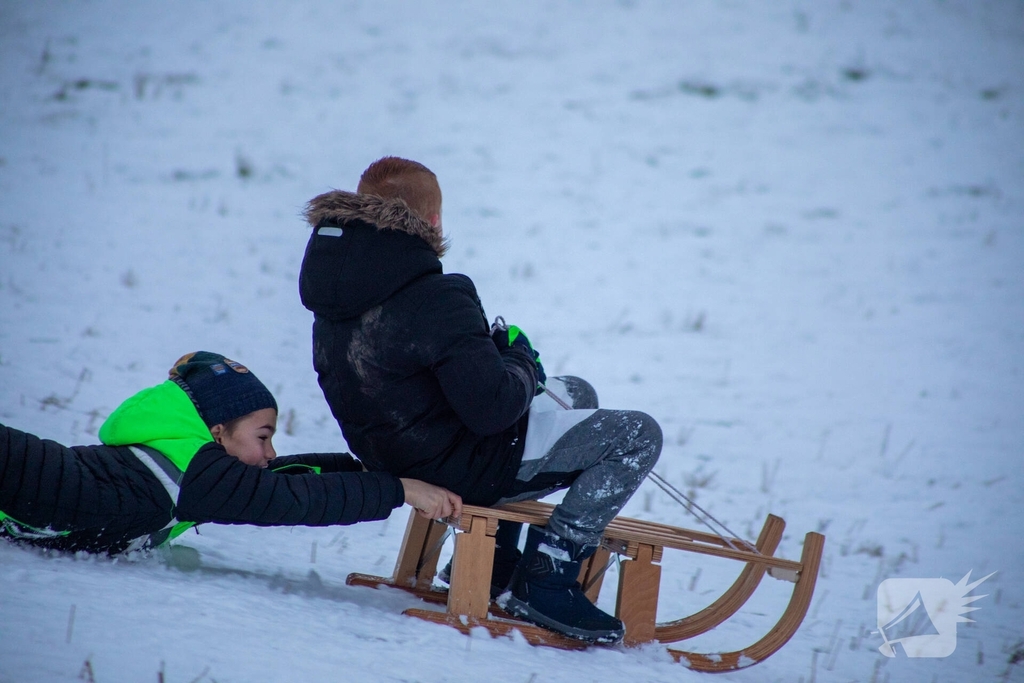 Sneeuwpret voor dier en mens