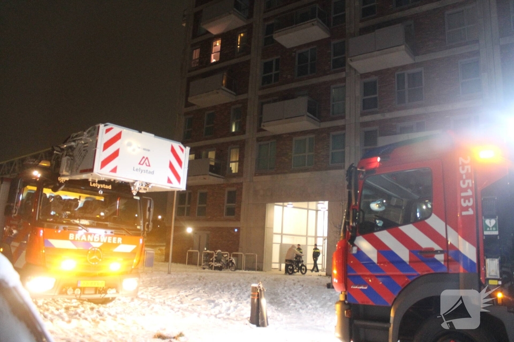 Vijfde etage ontruimd door brandlucht