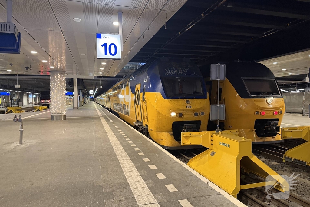 Landelijke treinuitval en problemen in het openbaar vervoer