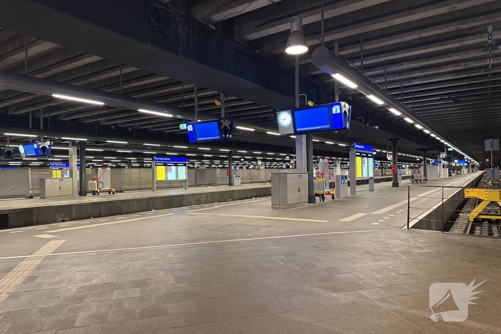 Landelijke treinuitval en problemen in het openbaar vervoer