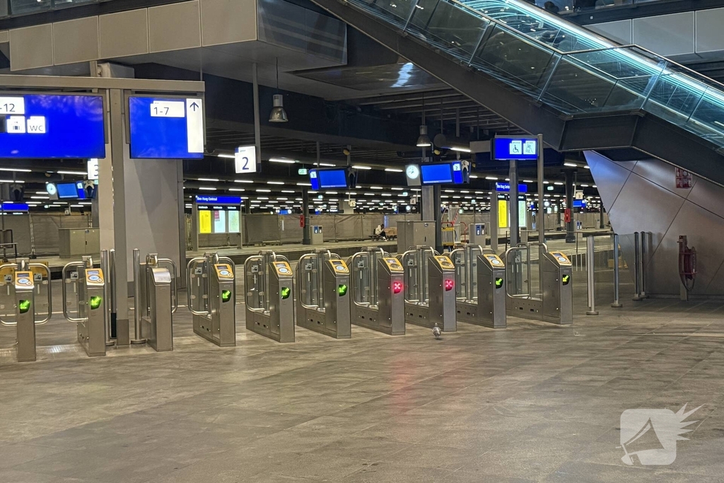 Landelijke treinuitval en problemen in het openbaar vervoer