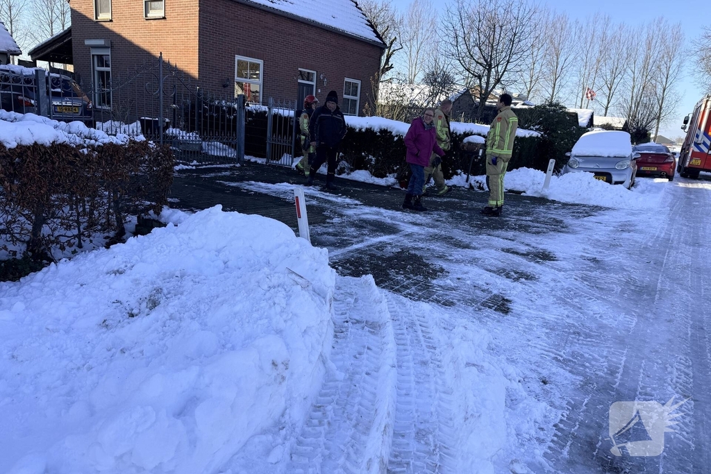 Brand in woning leidt tot hulpverlening