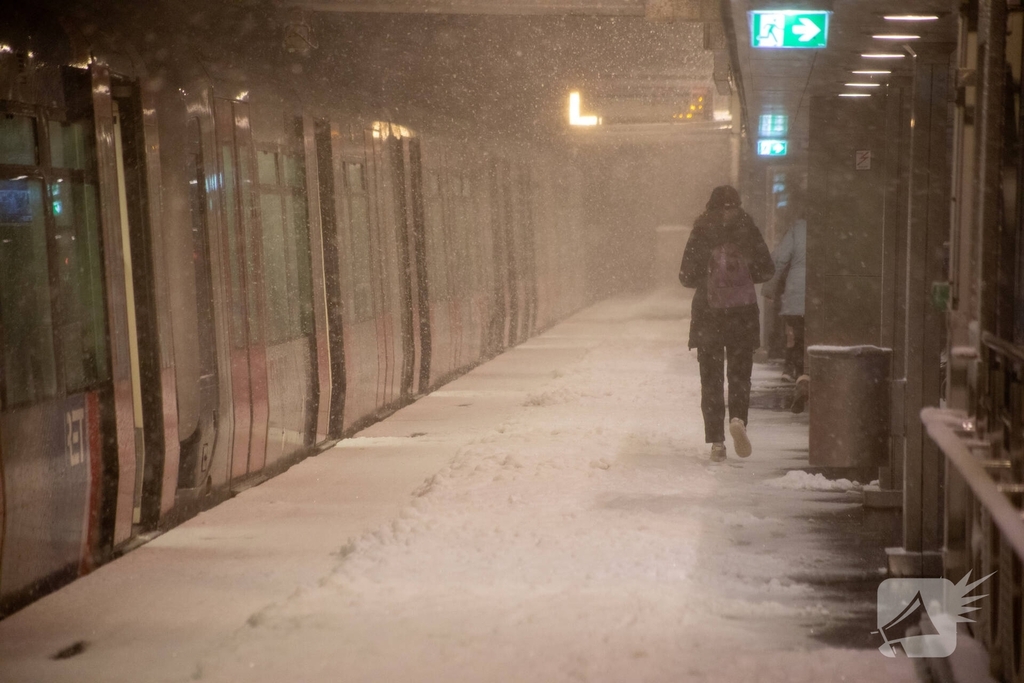 Code oranje vanwege forse sneeuwzone in ochtendspits