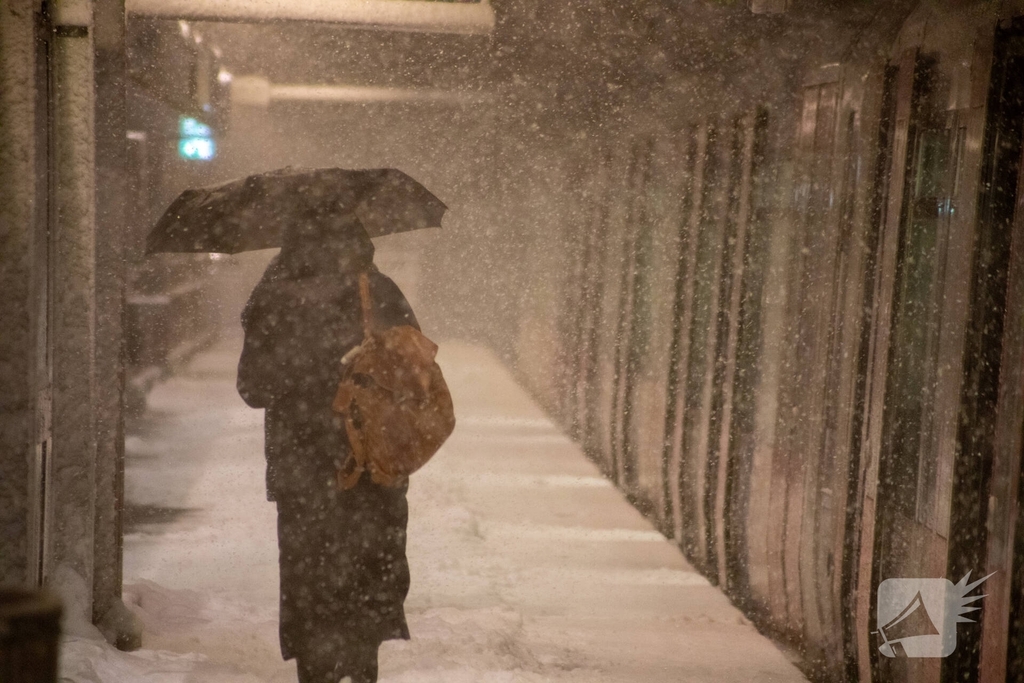Code oranje vanwege forse sneeuwzone in ochtendspits