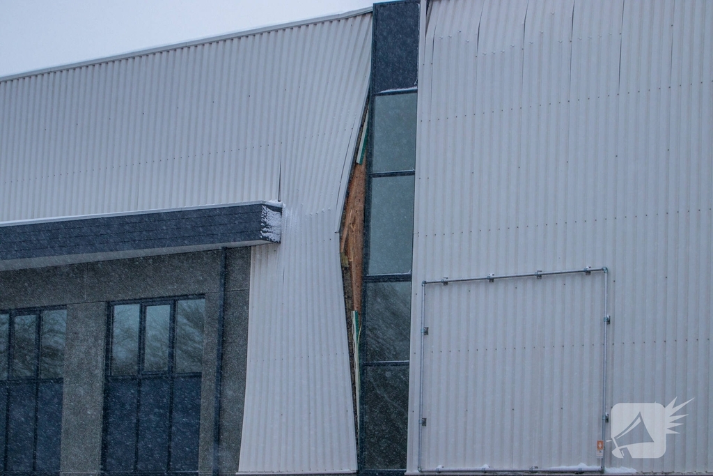 Pand ontruimd na breuk in dakconstructie