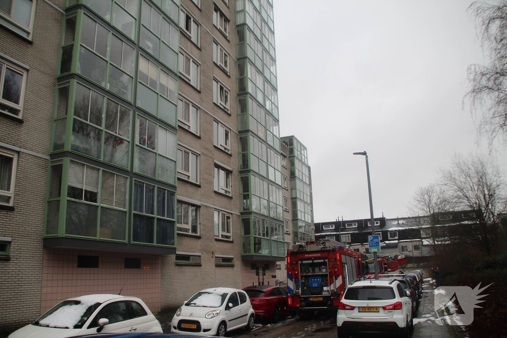 Zeer grote brand in zorgflat