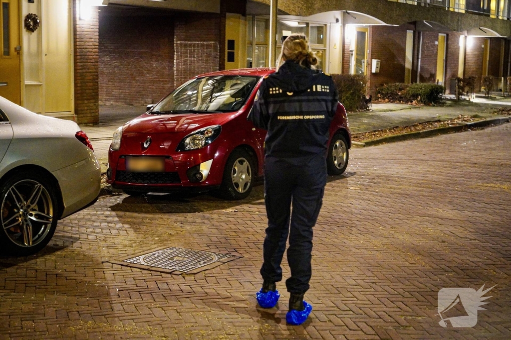 Vrouw overleden aangetroffen, man aangehouden