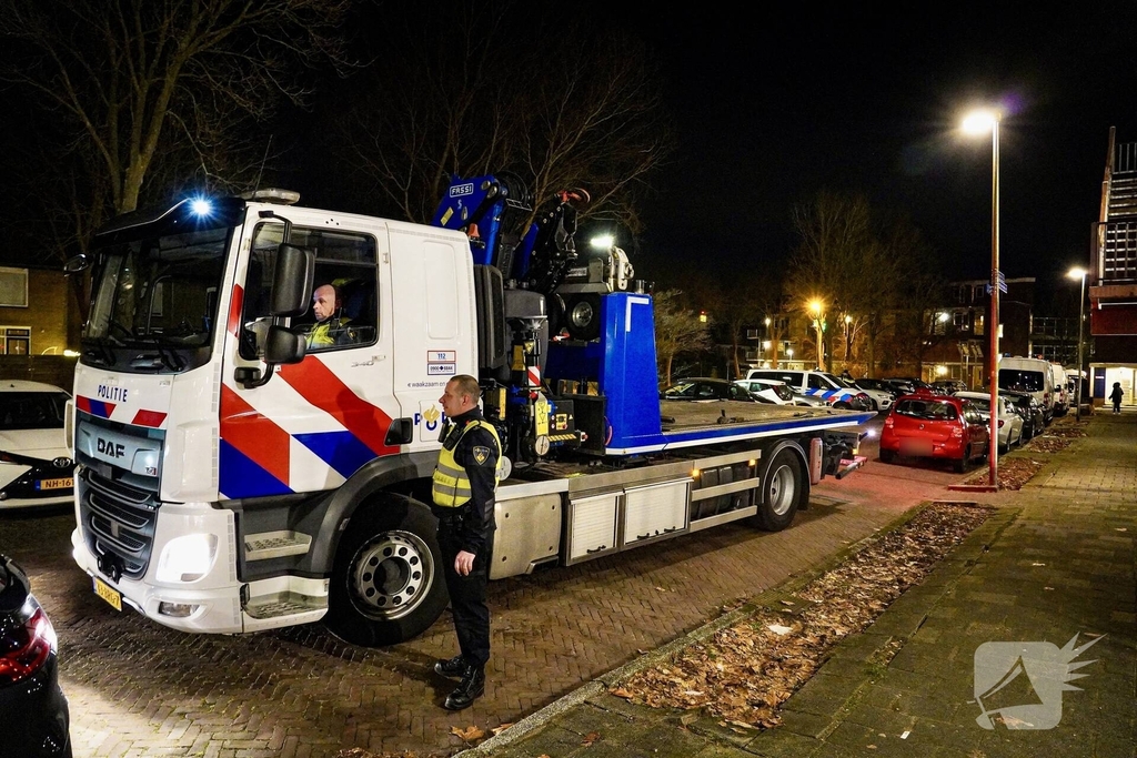 Vrouw overleden aangetroffen, man aangehouden