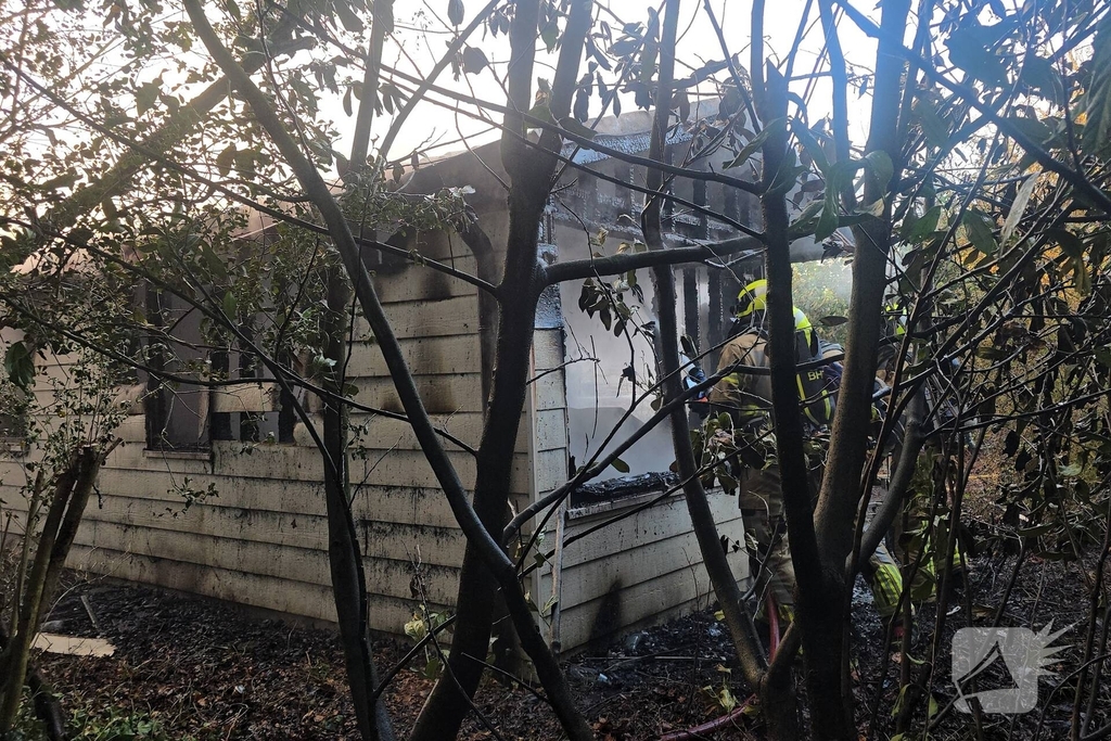 Dikke rookwolken bij brand in Duinrell