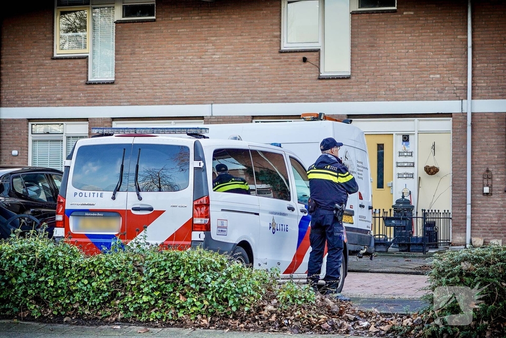 Onderzoek naar dood vrouw in woning