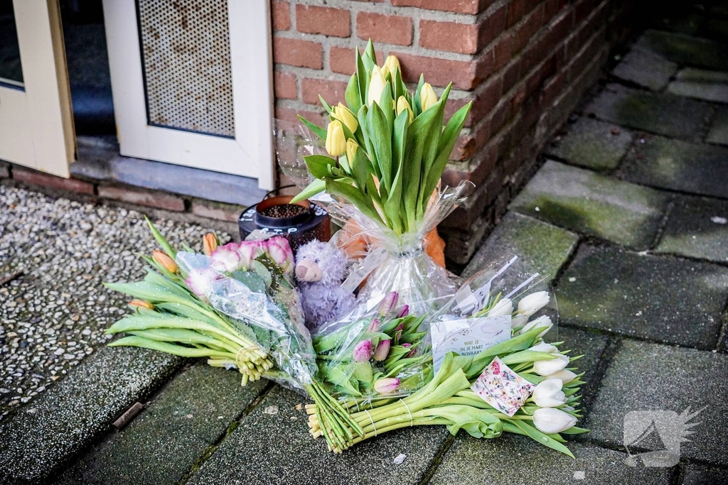Onderzoek naar dood vrouw in woning