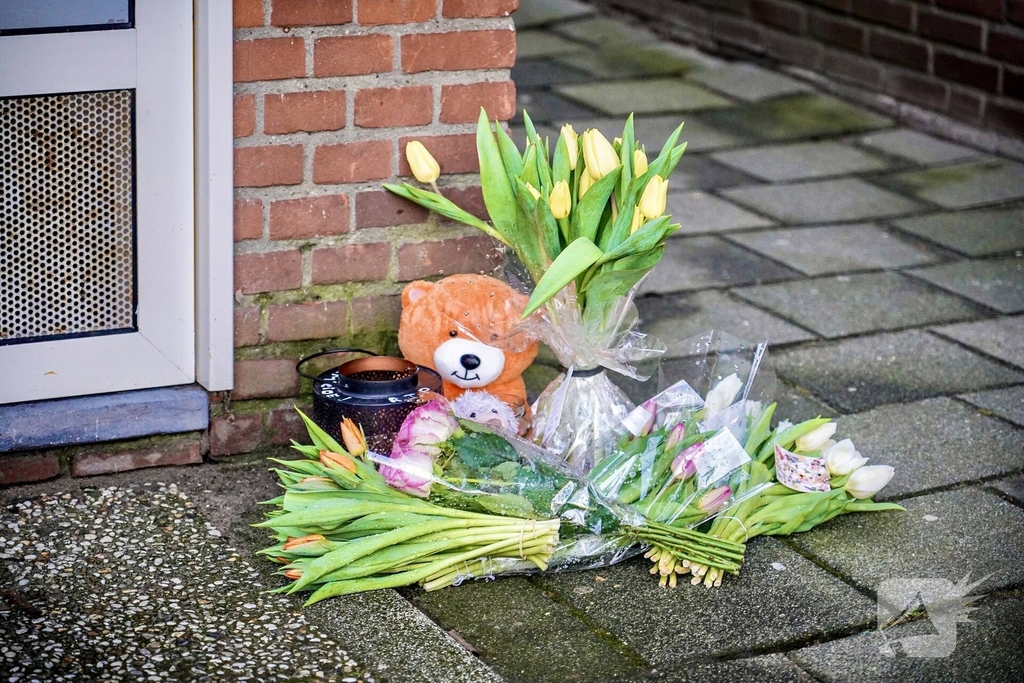 Onderzoek naar dood vrouw in woning