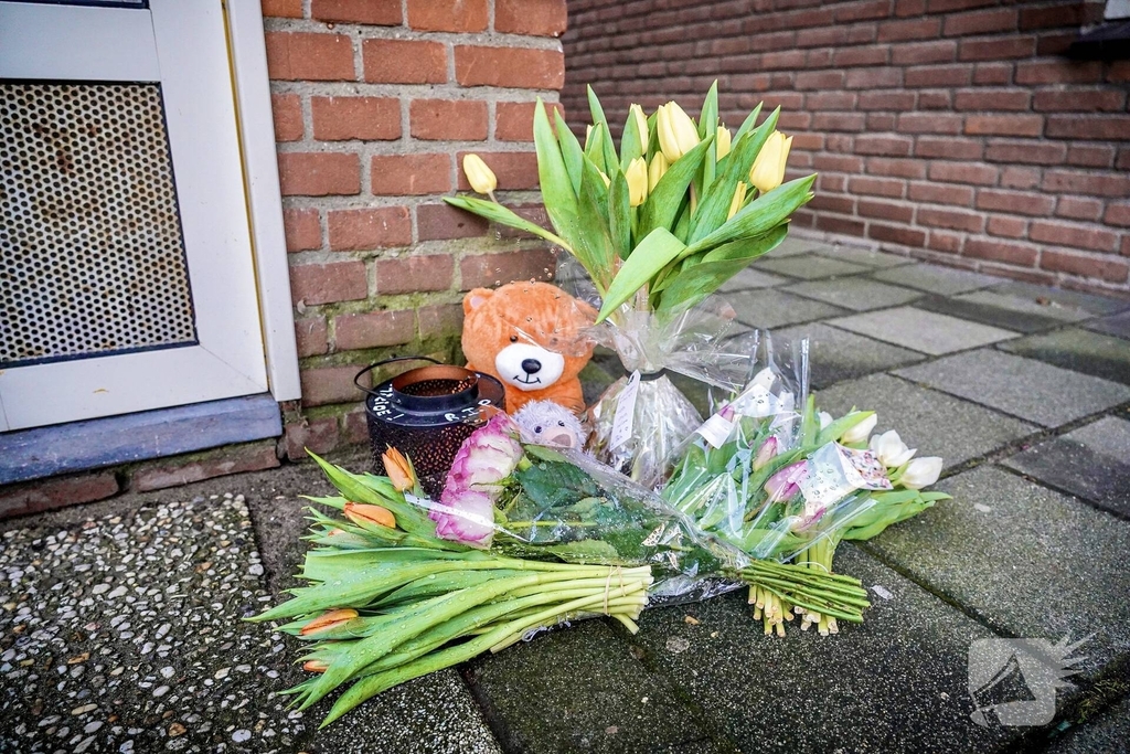 Onderzoek naar dood vrouw in woning