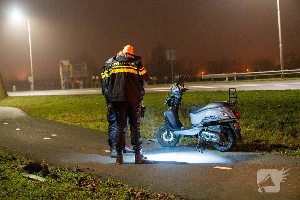Gewonden nadat scooters botsen op fietspad
