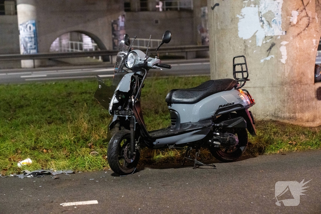 Gewonden nadat scooters botsen op fietspad