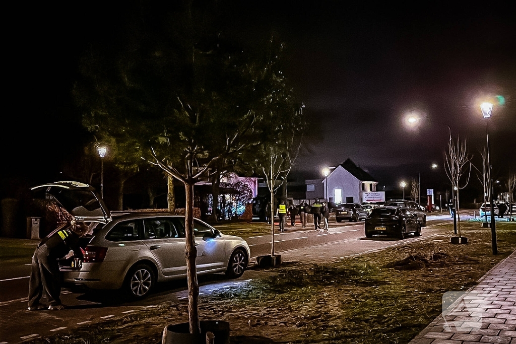 Arrestatieteam valt woning binnen