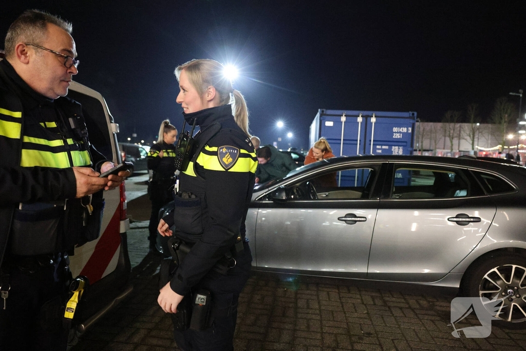 Vechtpartij bij verkeersruzie bezoekers Vrienden van Amstel