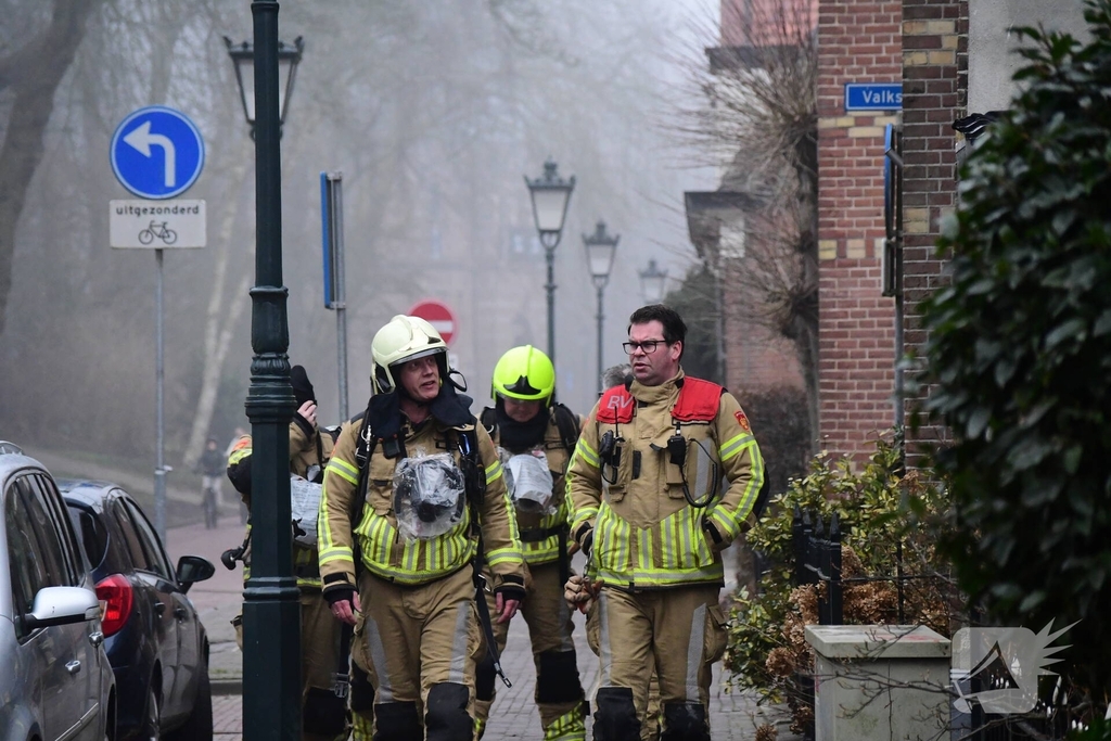 Brandweer ventileert woning vanwege teveel koolmonoxide