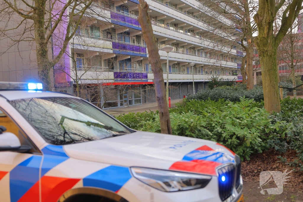 Overleden persoon aangetroffen in woning