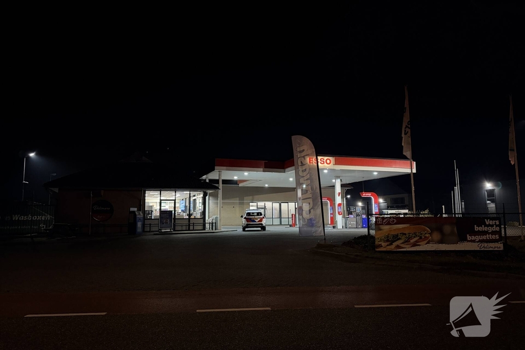 Medewerker tankstation bedreigd met mes