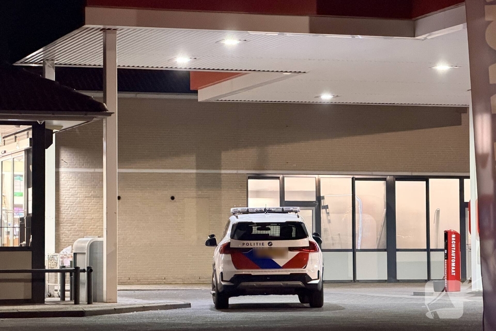 Medewerker tankstation bedreigd met mes