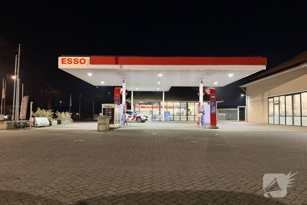 Medewerker tankstation bedreigd met mes