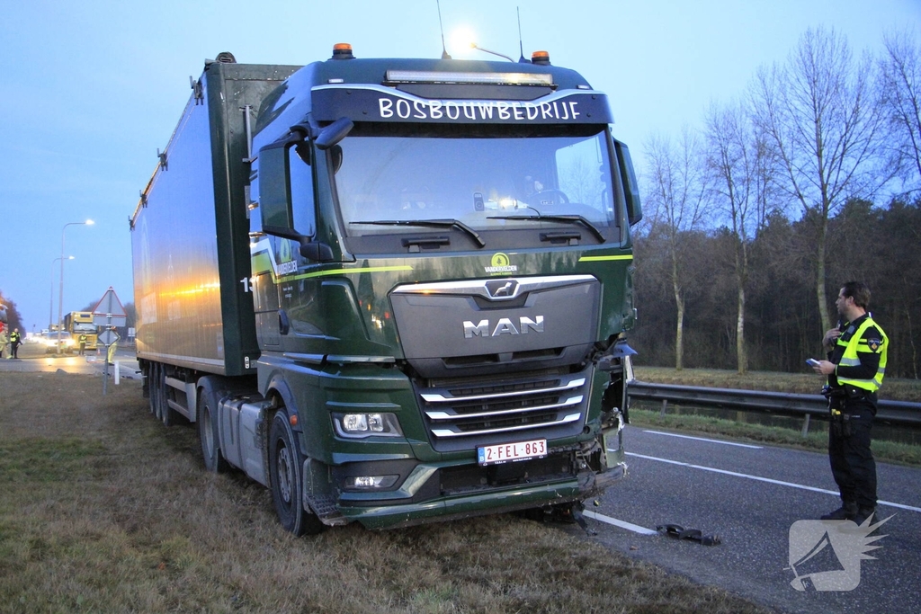 Ongeval tussen vrachtwagen en personenauto leidt tot gewonde