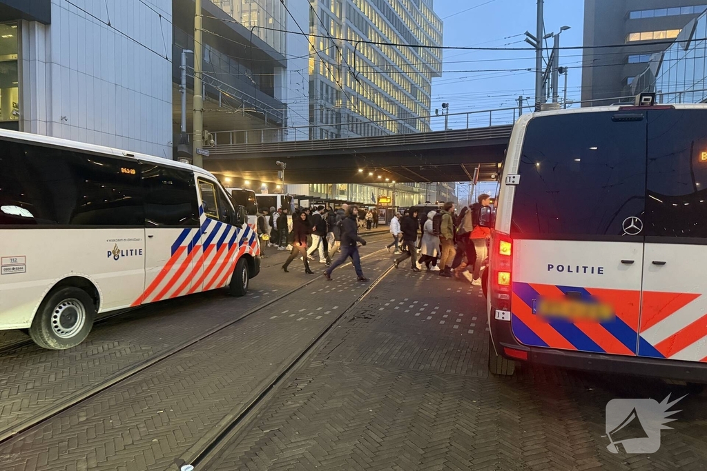 Duizend demonstranten protesteren tegen geweld in Syrië