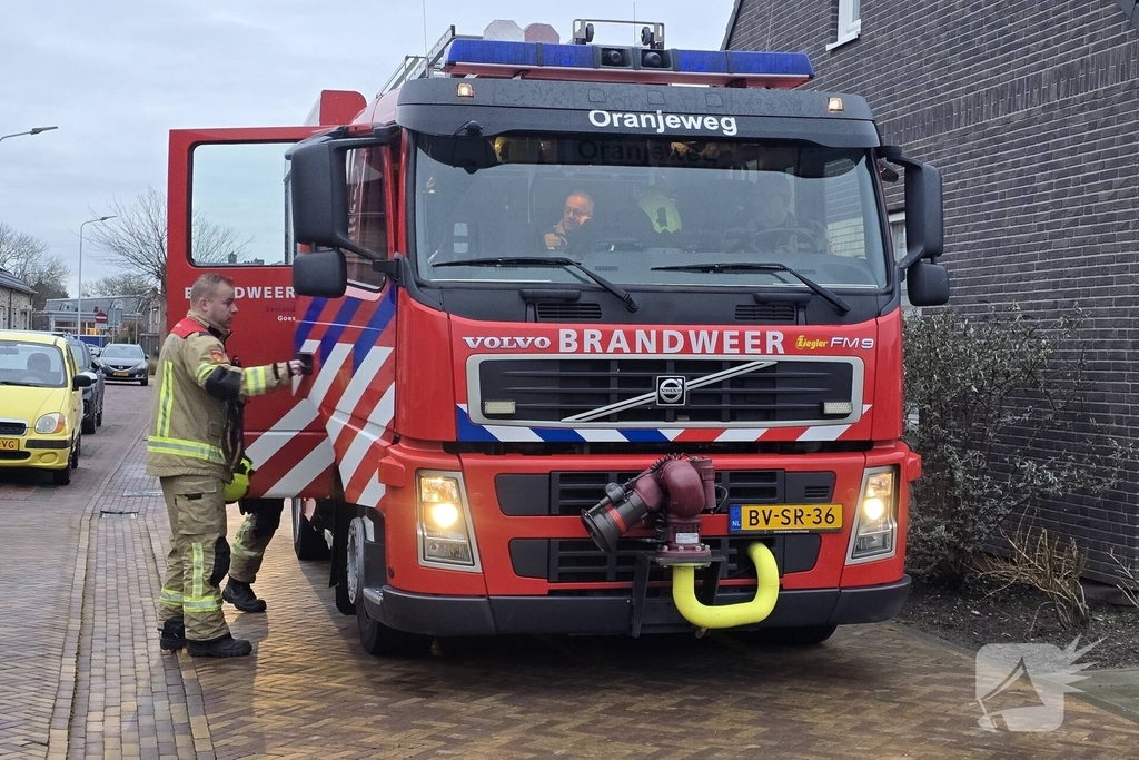 Brandweer controleert hinderlijke lucht voor derde dag op rij