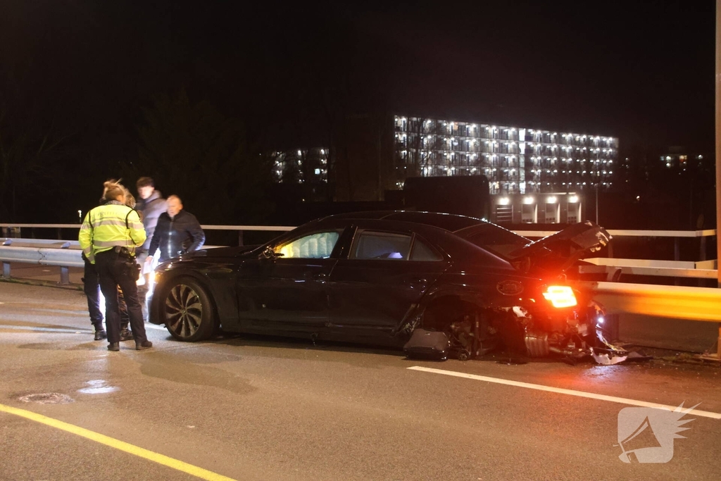 Peperdure wagens betrokken bij aanrijding