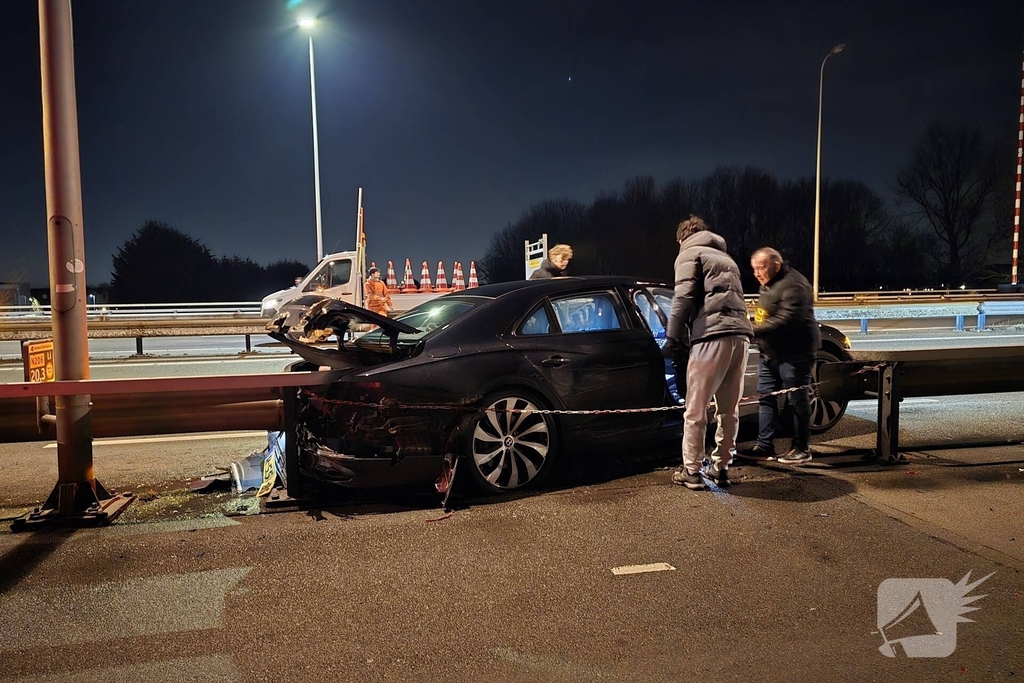 Peperdure wagens betrokken bij aanrijding