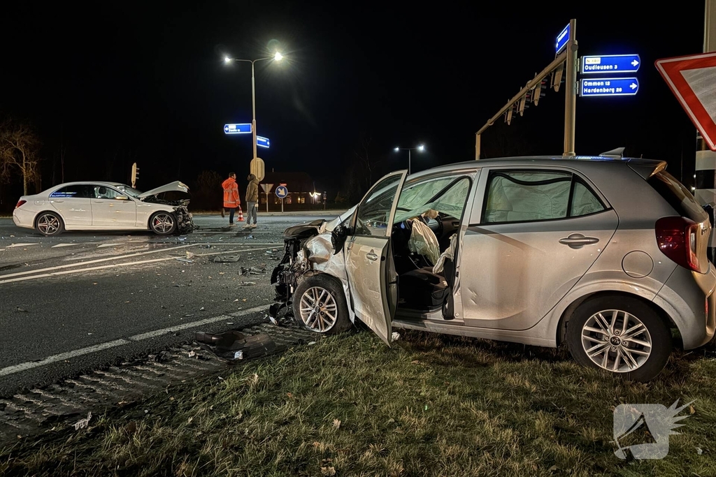 Aanrijding op N340 leidt tot verkeersafsluiting