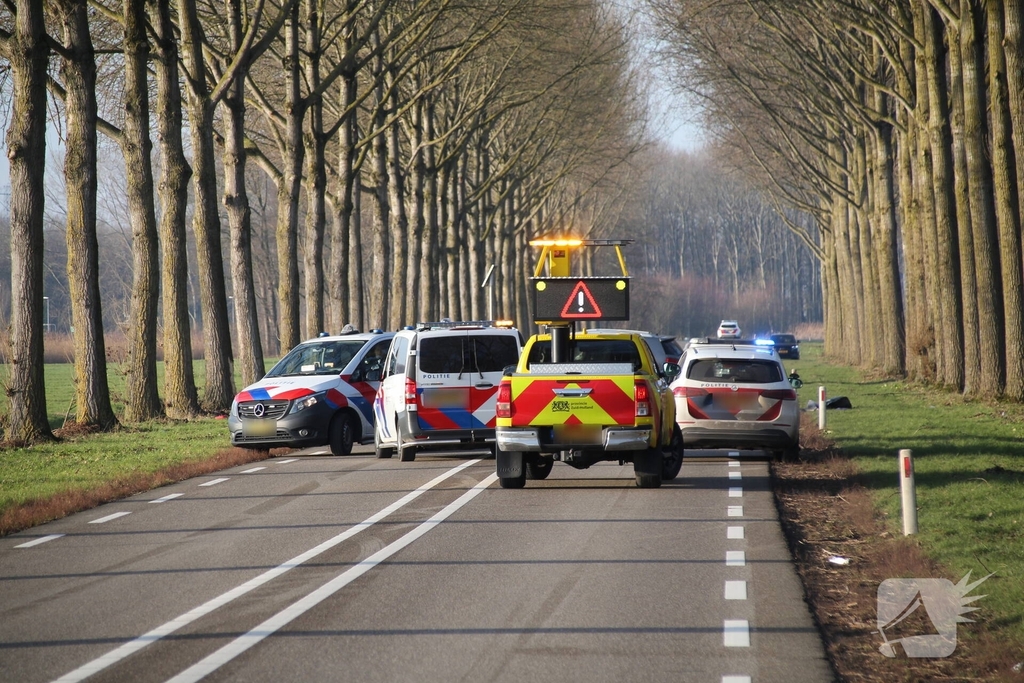 Dodelijk ongeval met auto tegen boom