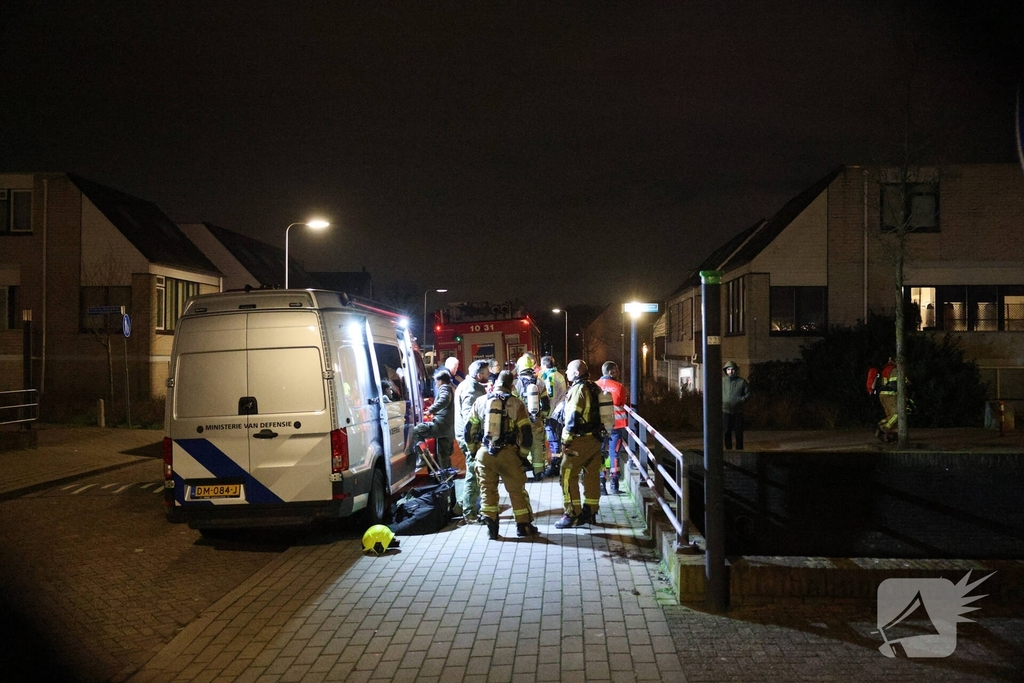 Cobra's en benzine aangetroffen in woning