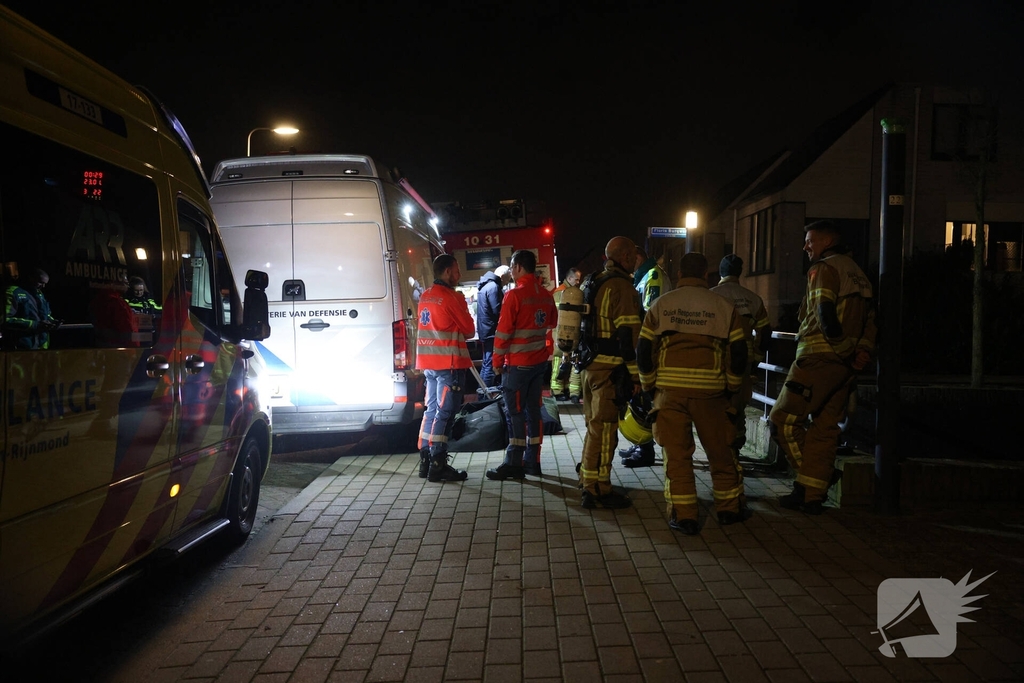 Cobra's en benzine aangetroffen in woning