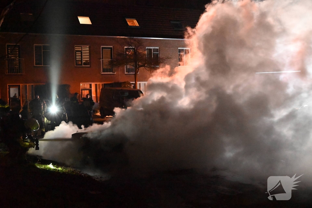 Brand in voertuig geblust