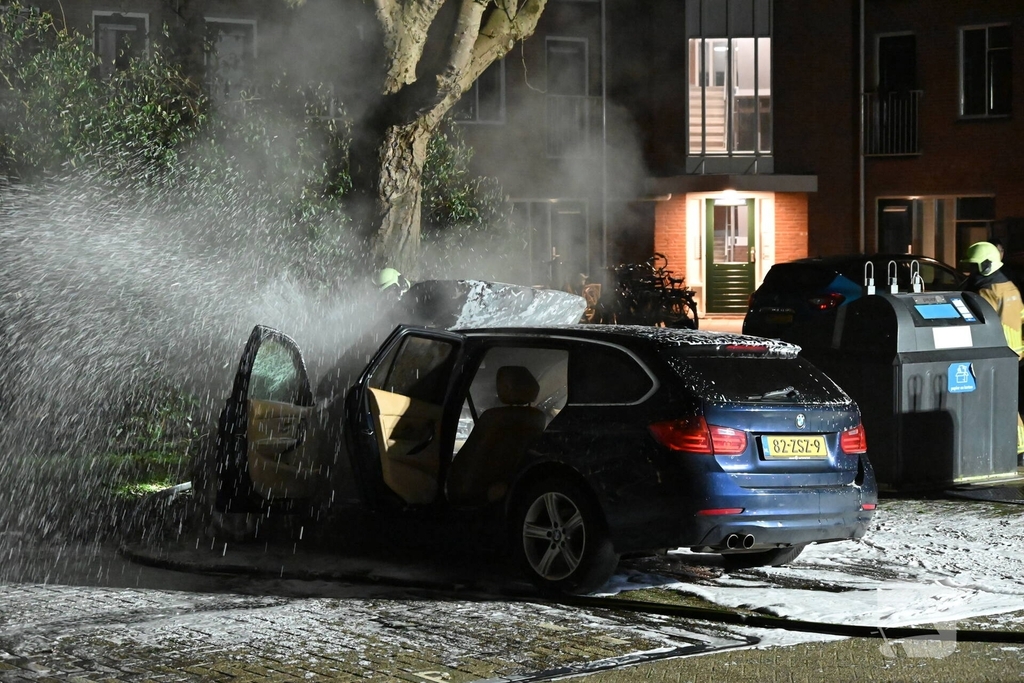 Brand in voertuig geblust