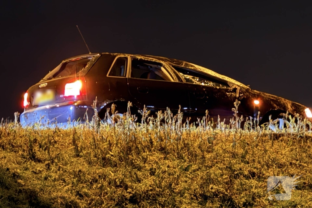 Bestuurder spoorloos na ongeval