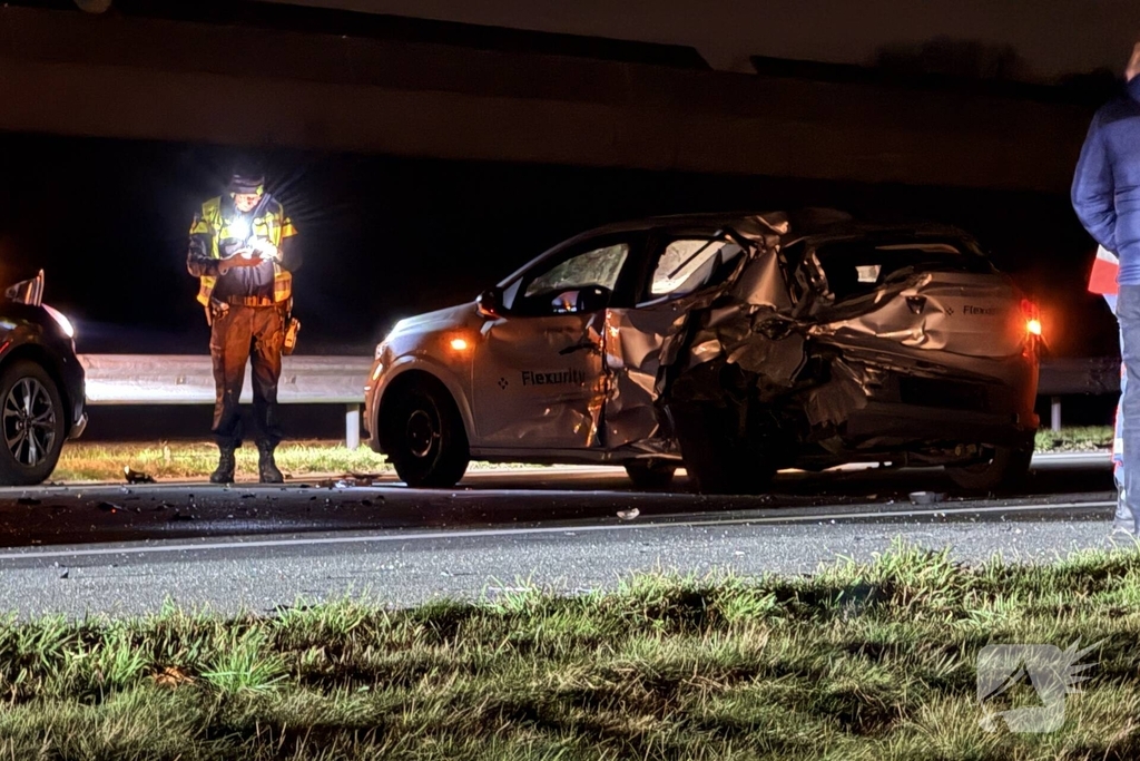 Meerdere auto's betrokken bij ongeval op snelweg
