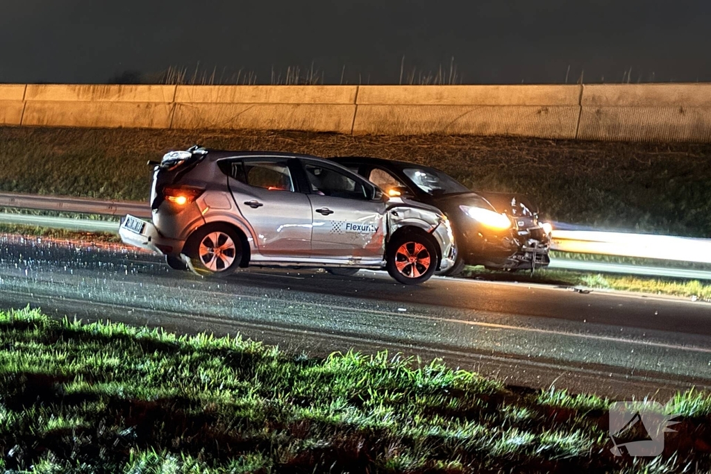 Meerdere auto's betrokken bij ongeval op snelweg