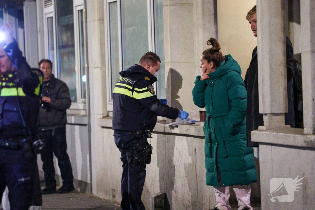 Explosie veroorzaakt brand in woning