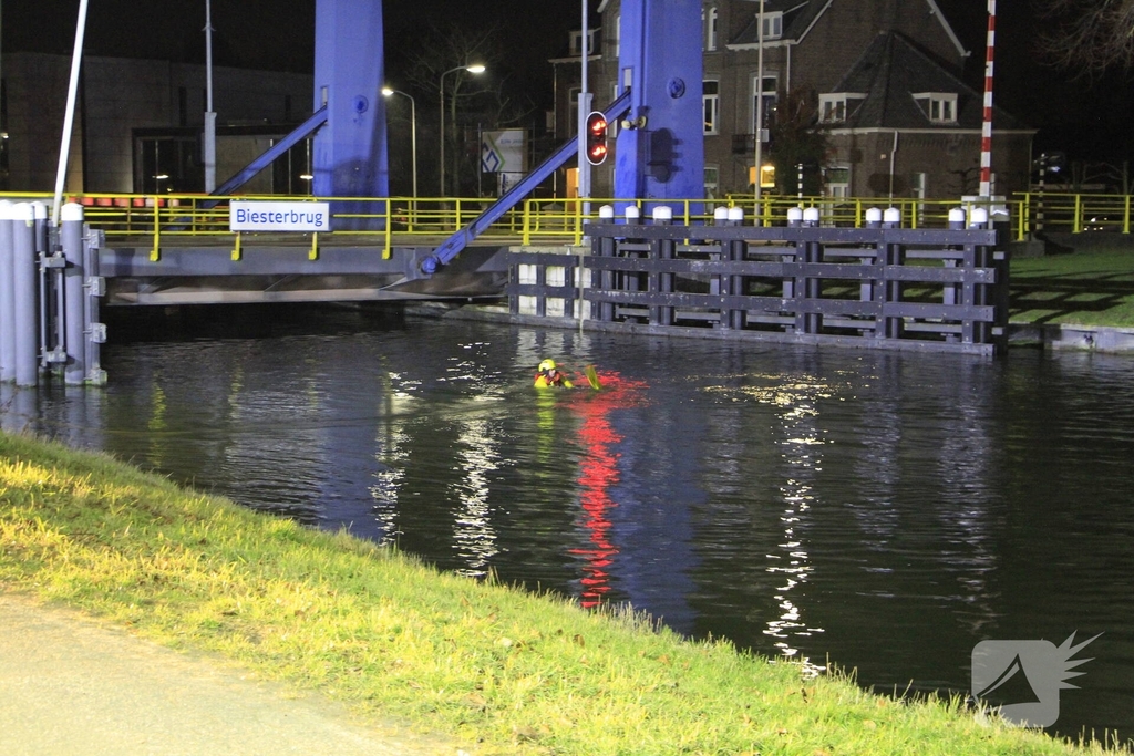 Persoon uit het water gehaald na melding