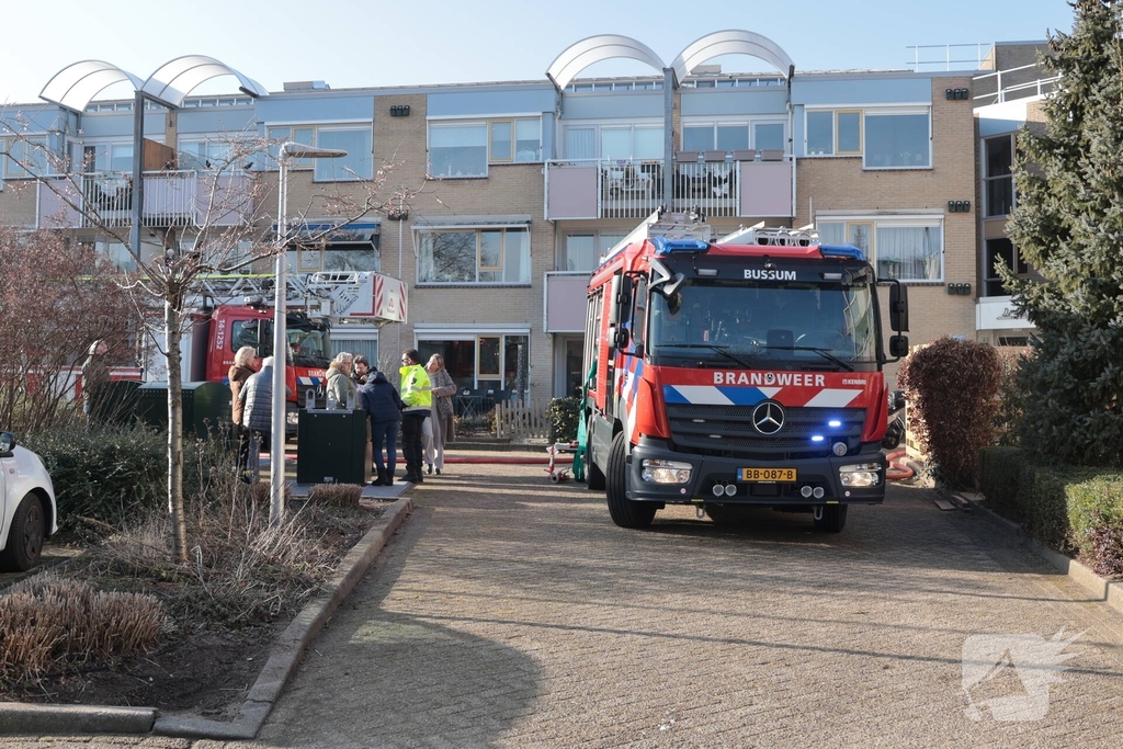 Woningbrand leidt tot ontruiming verzorgingshuis