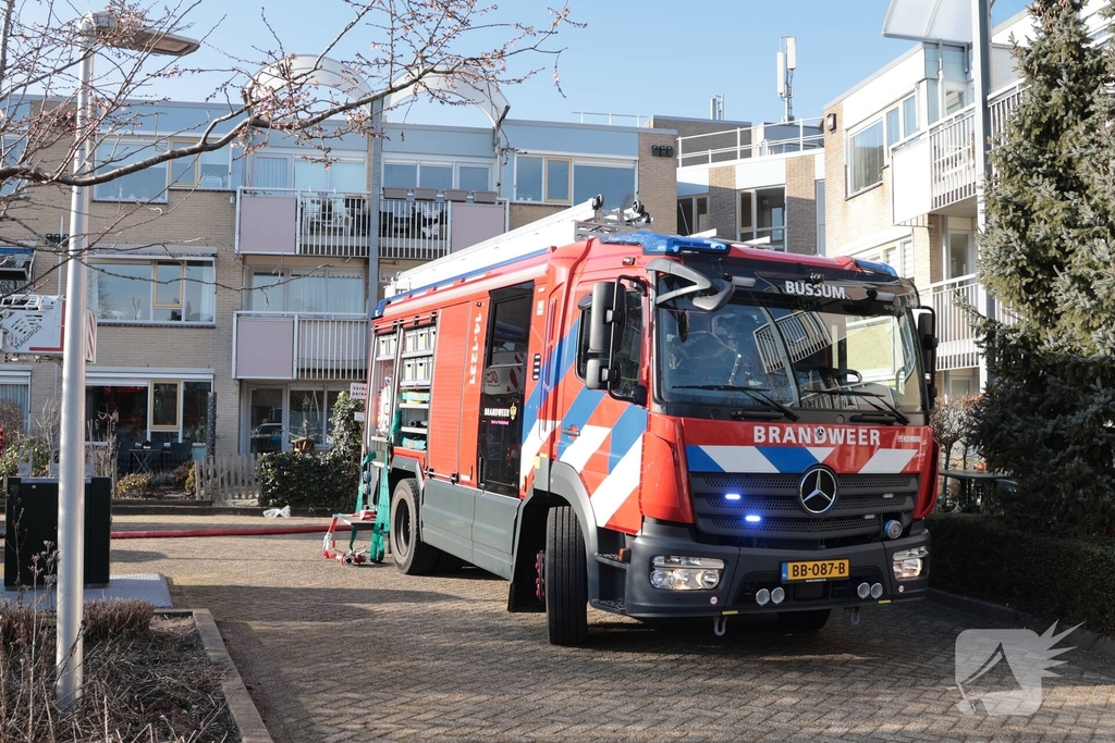 Woningbrand leidt tot ontruiming verzorgingshuis